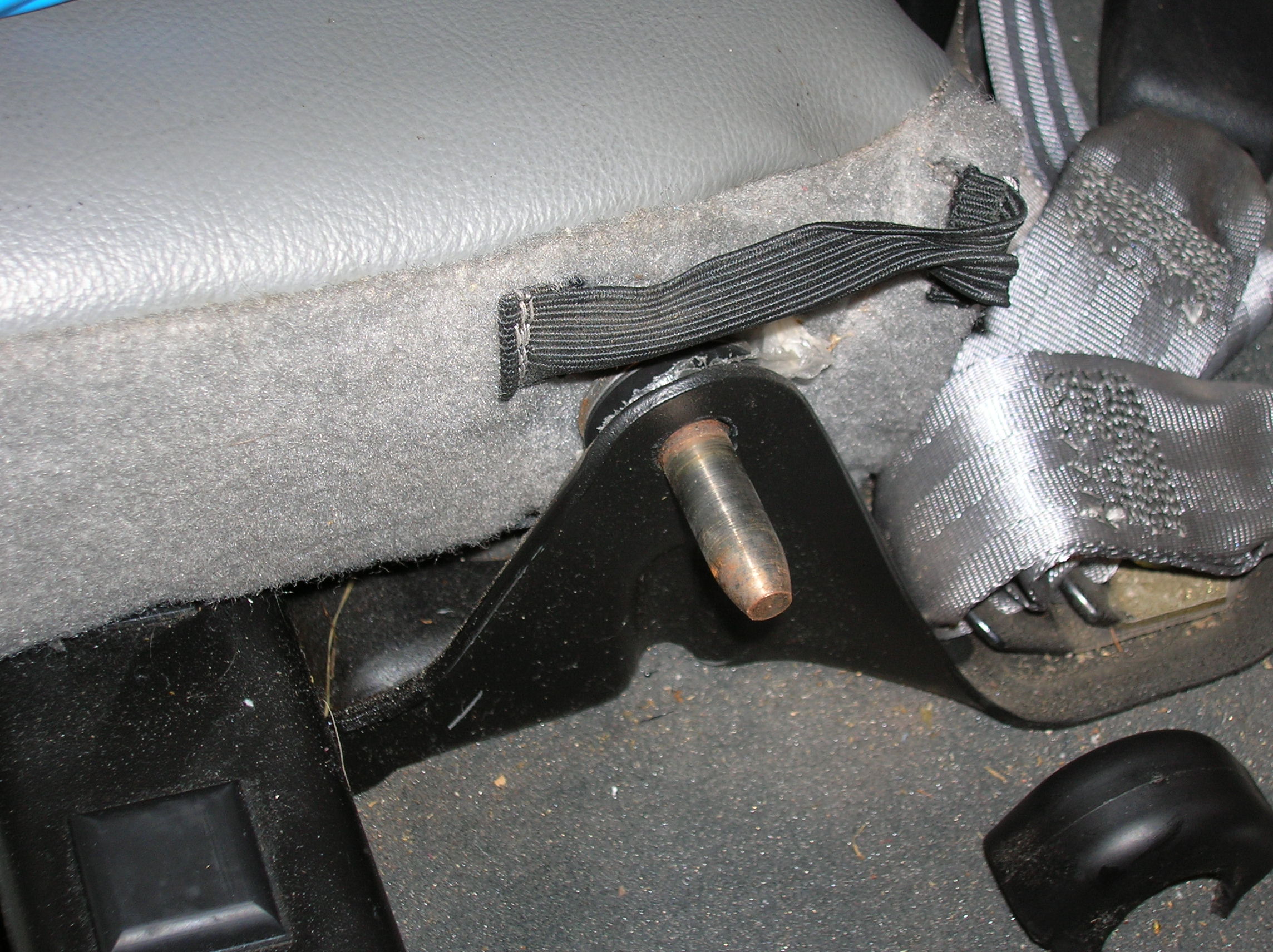 SuperCab Rear Cushion Removal Ford Truck Enthusiasts Forums